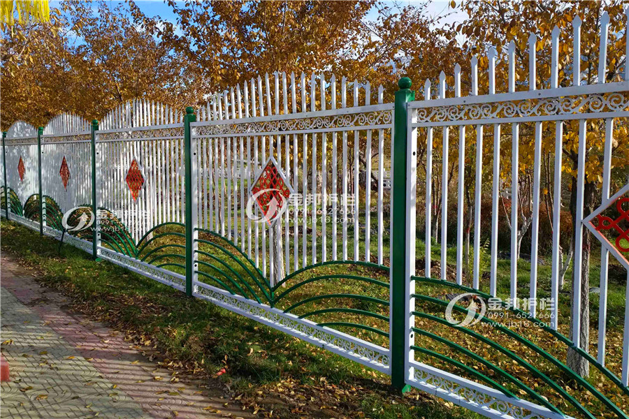 圍墻護(hù)欄-011